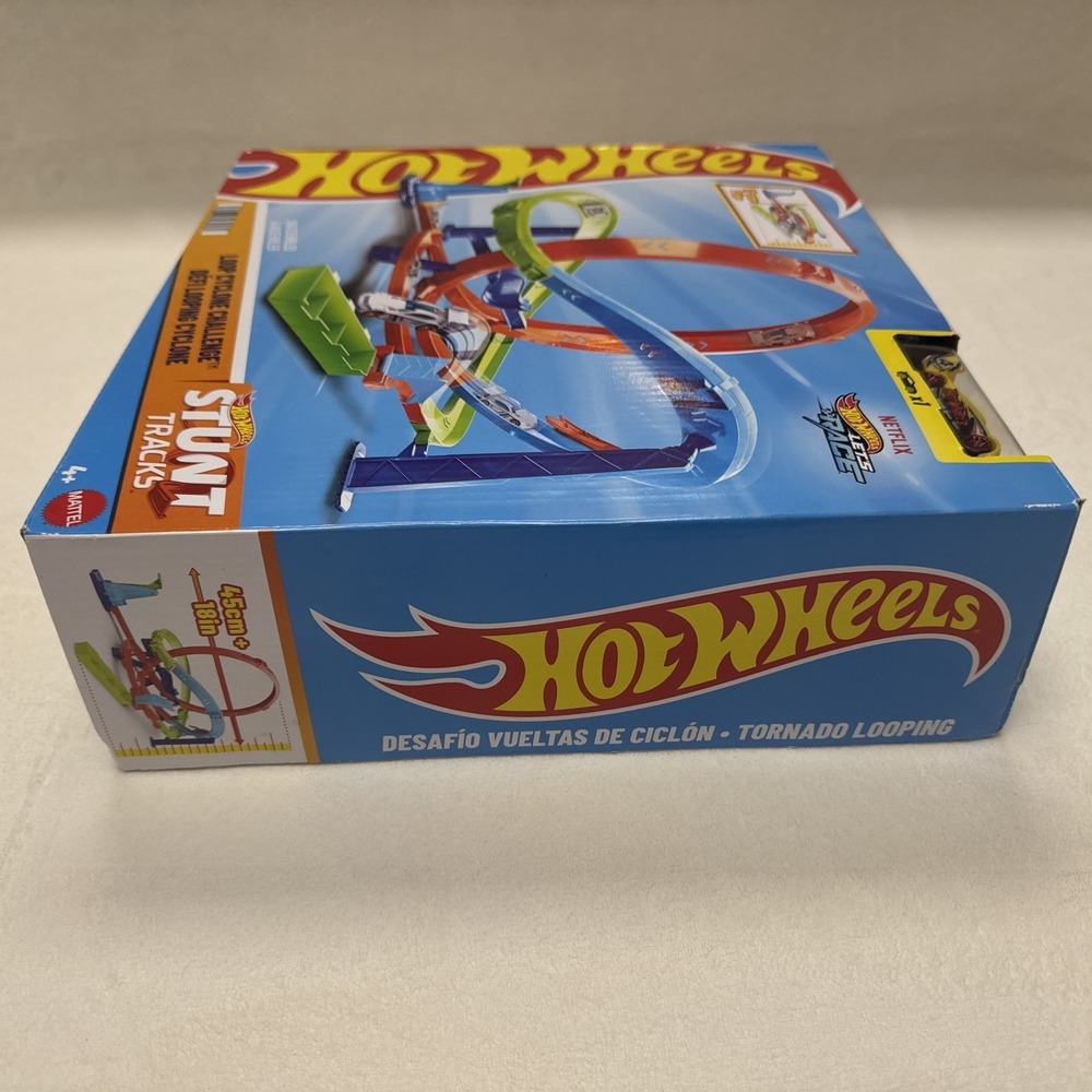 Hot Wheels Toy Car Track Set, Action Loop Cyclone Challenge Track Set, 2 Ways - Picture 5 of 6